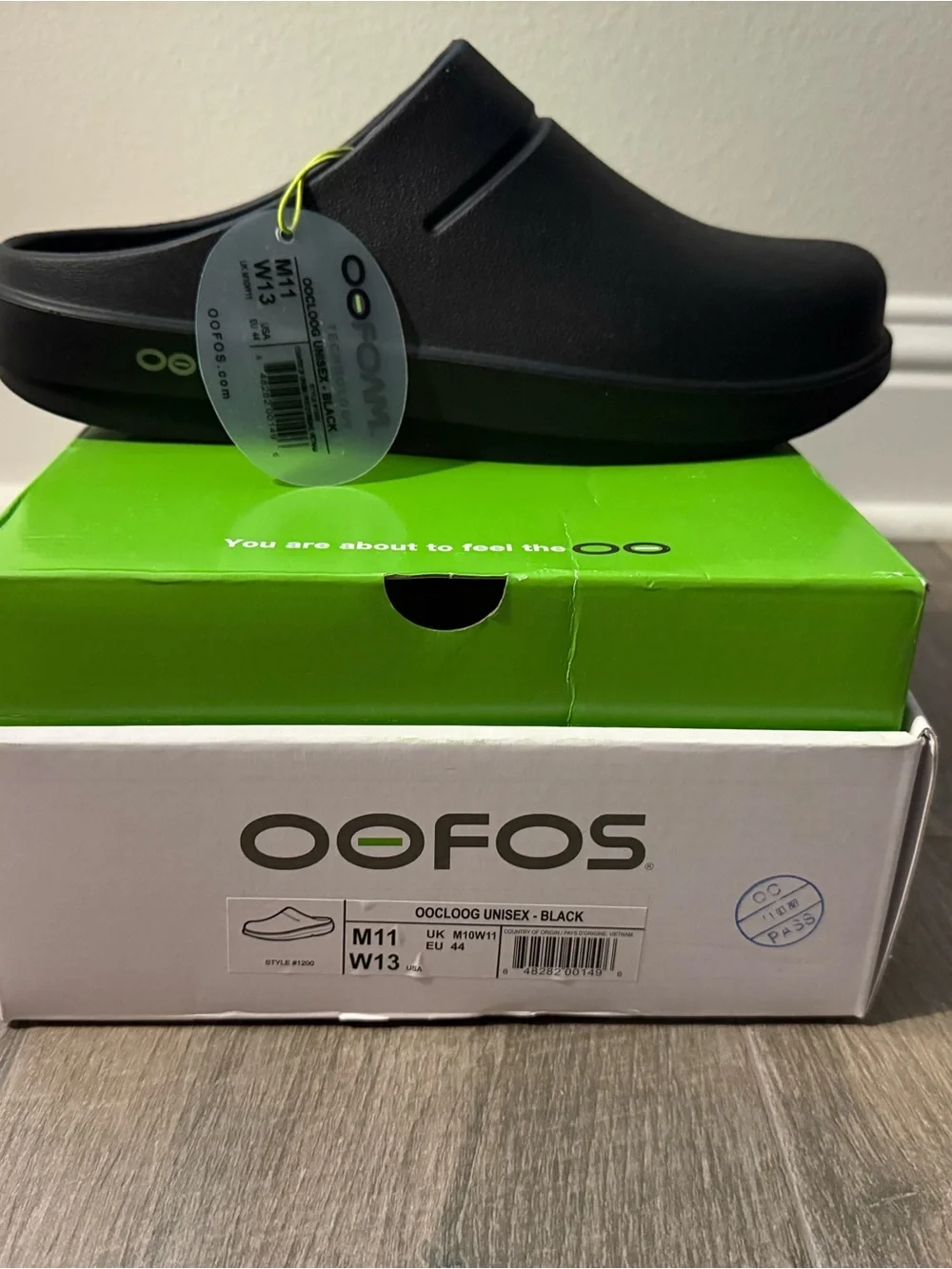 OOFOS OOCLOG Clog - Black